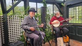 The Pelican Inn Host Sips, Snacks and Strings with Music from the British Isles